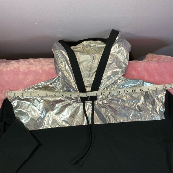 Victoria's Secret Sport Jacket - Picture 6 of 9